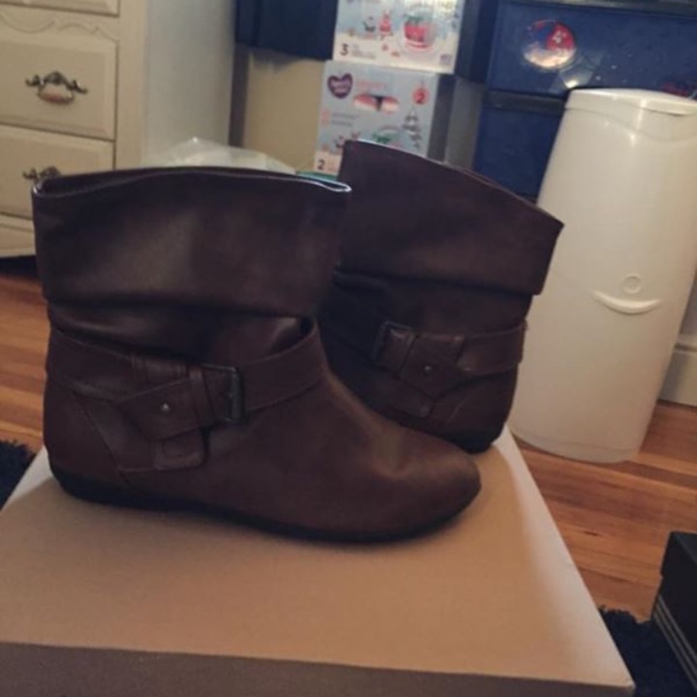 Brown boots